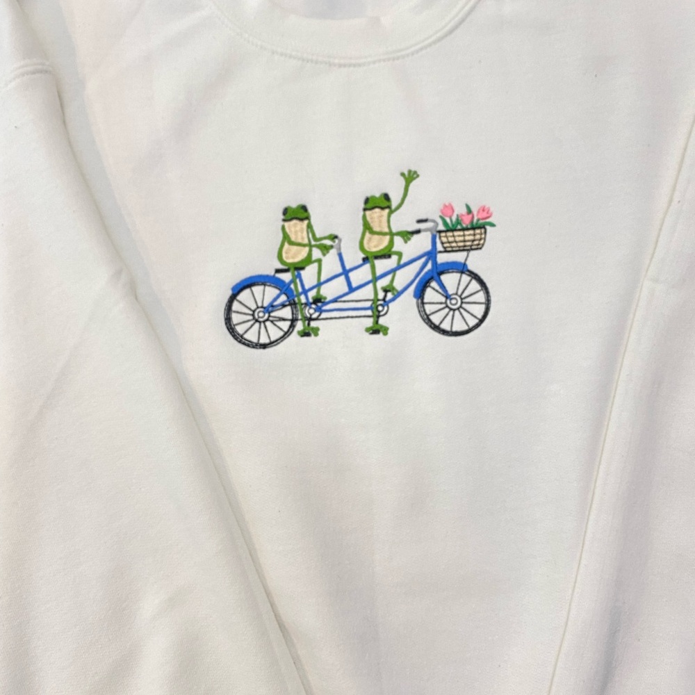 Tandem Frog Embroidered Sweatshirt - Picture 2 of 3